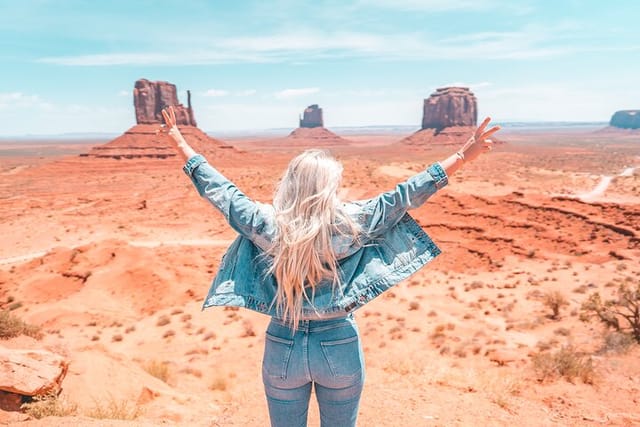 Monument Valley Air and Ground Tour from Phoenix (MVJ) - Photo 1 of 9